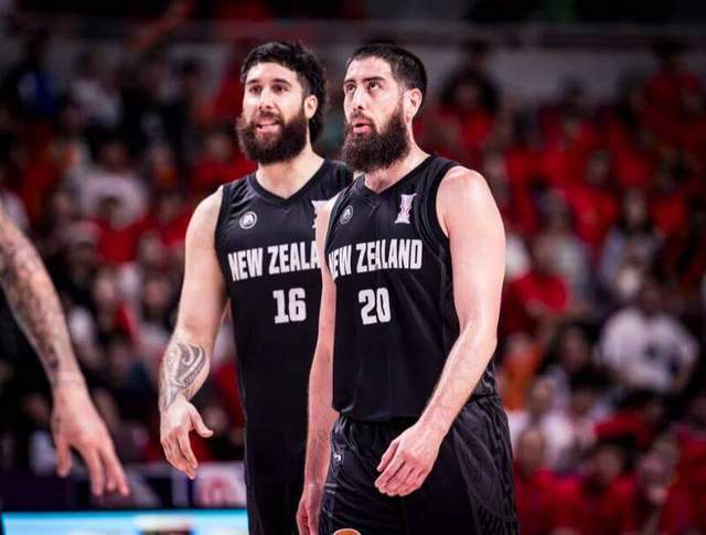 新西兰全队, 第三节比赛 新西兰全队, 第三节比赛