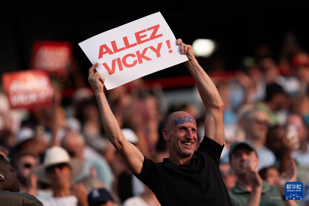 战胜日本选, 获得冠军, 年加拿大国 战胜日本选, 获得冠军, 年加拿大国